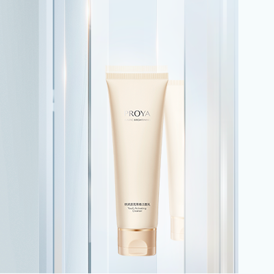 w66给利老牌弹润透亮青春洁面乳